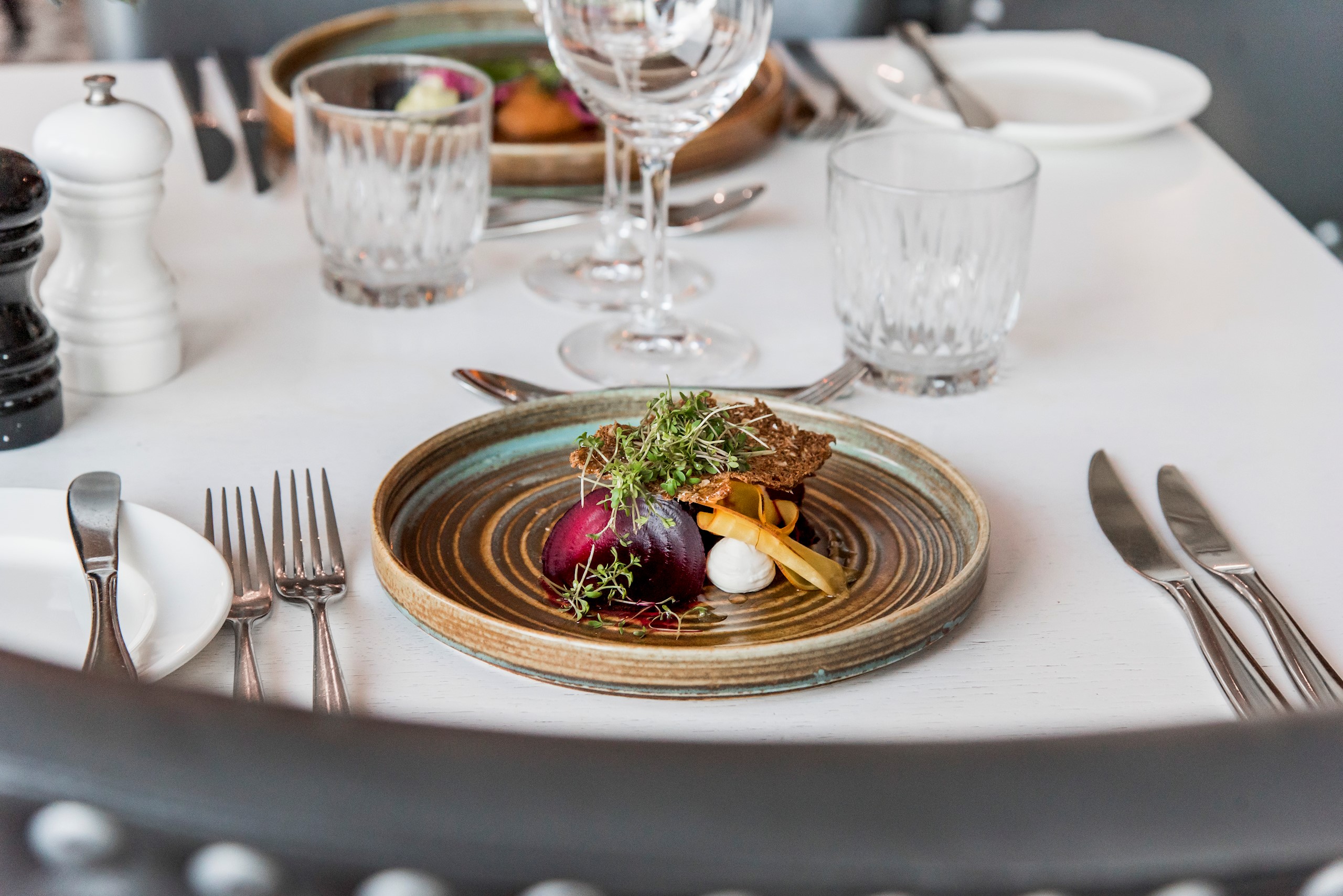 Mat i restaurangen på Varbergs Stadshotell & Asia Spa